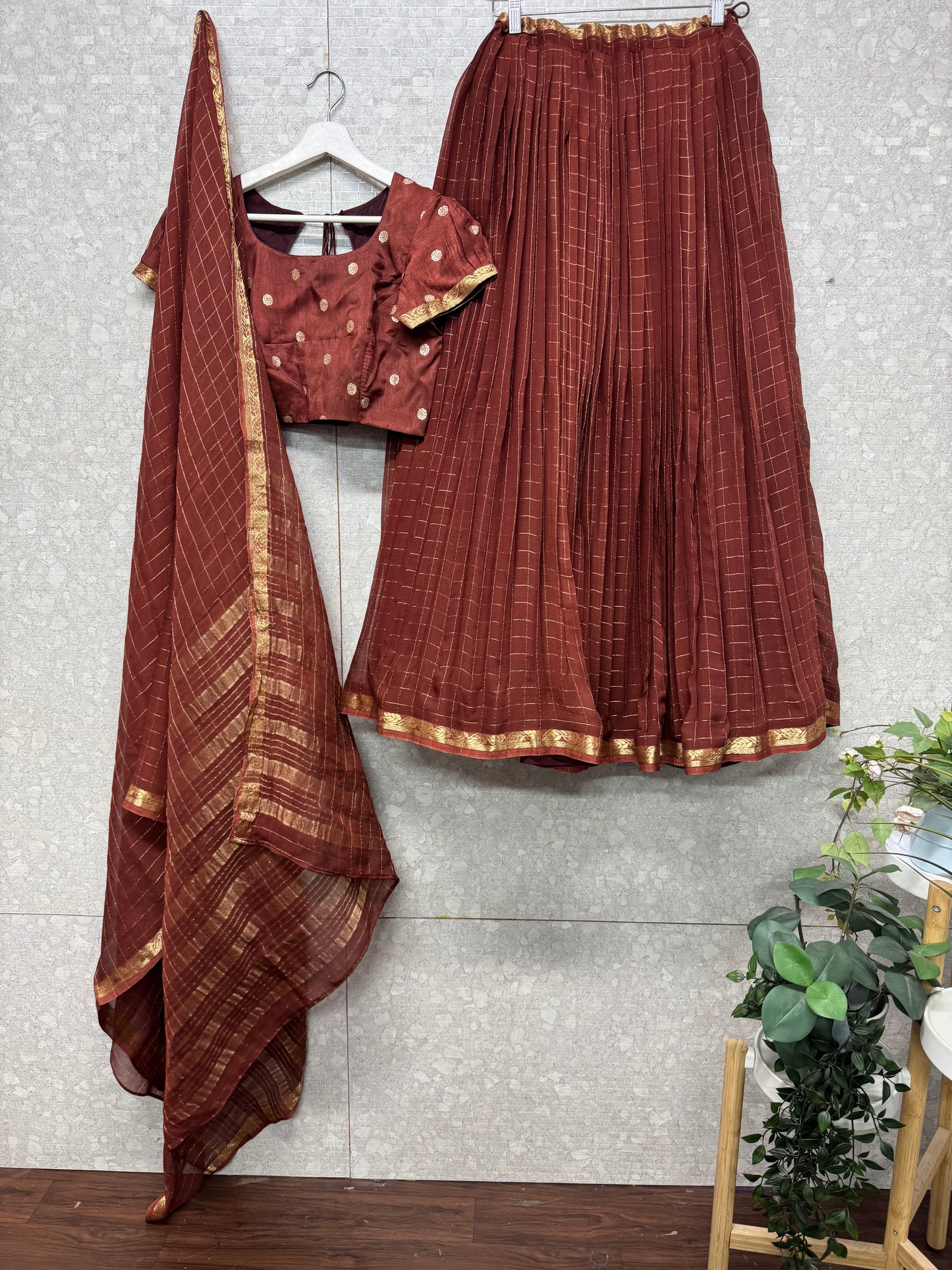 Vintage checks lehanga -SRL002G