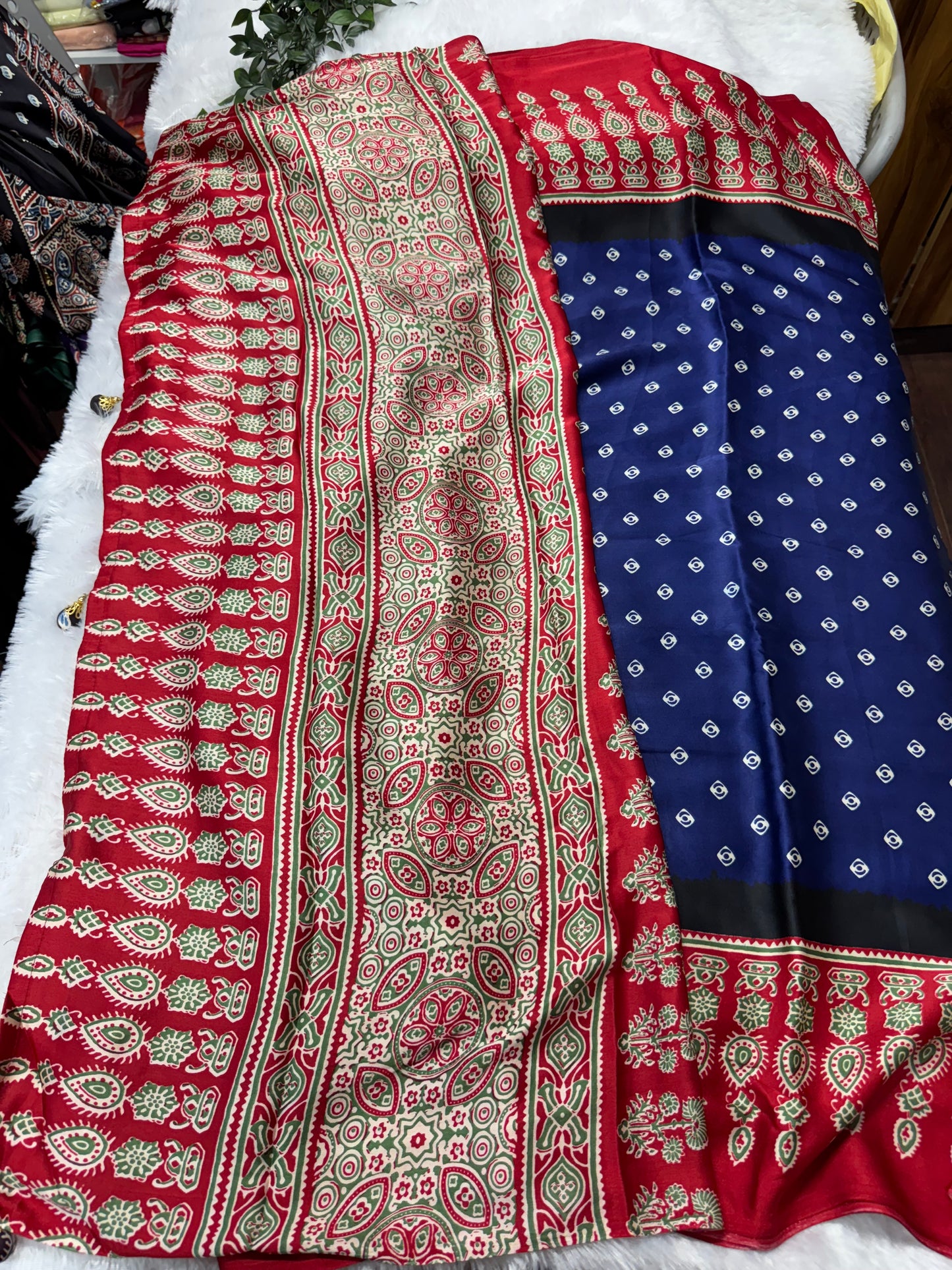 Ajrakh saree-SR1017E