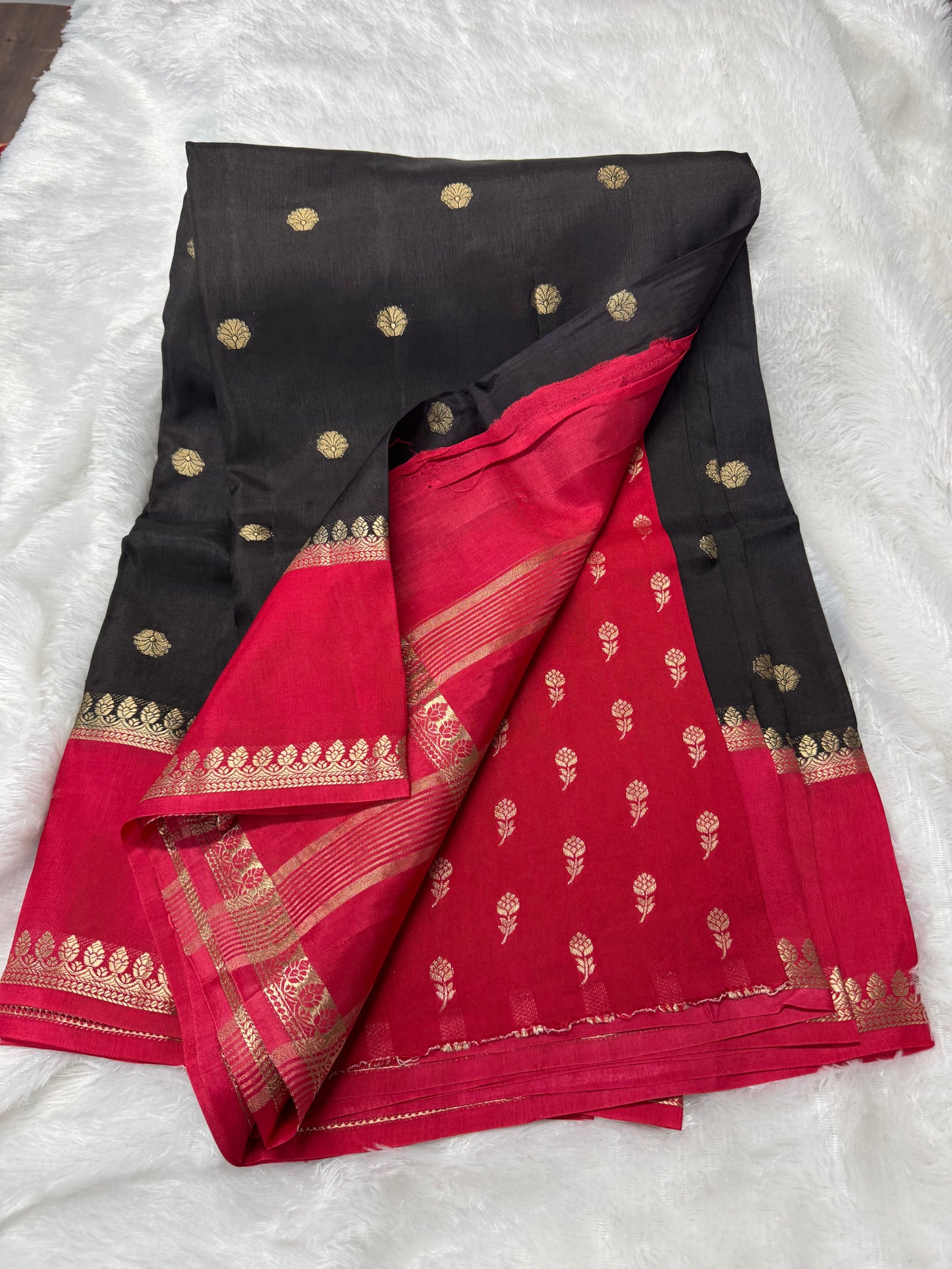 Russian silk vintage saree-SR1176F