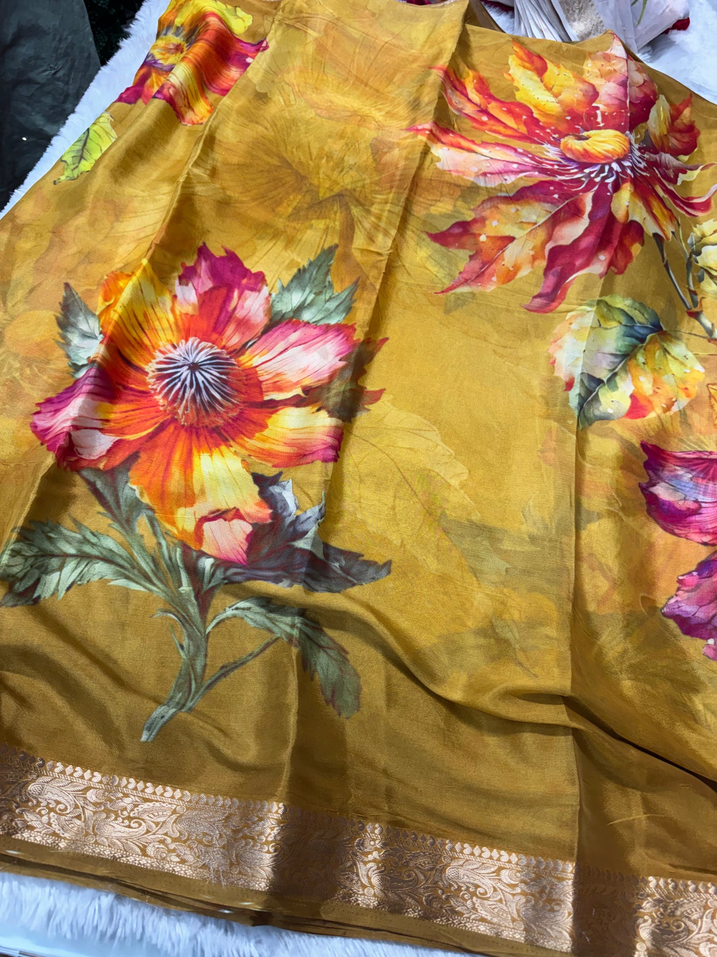 Chinnon digital print saree-SR1209D