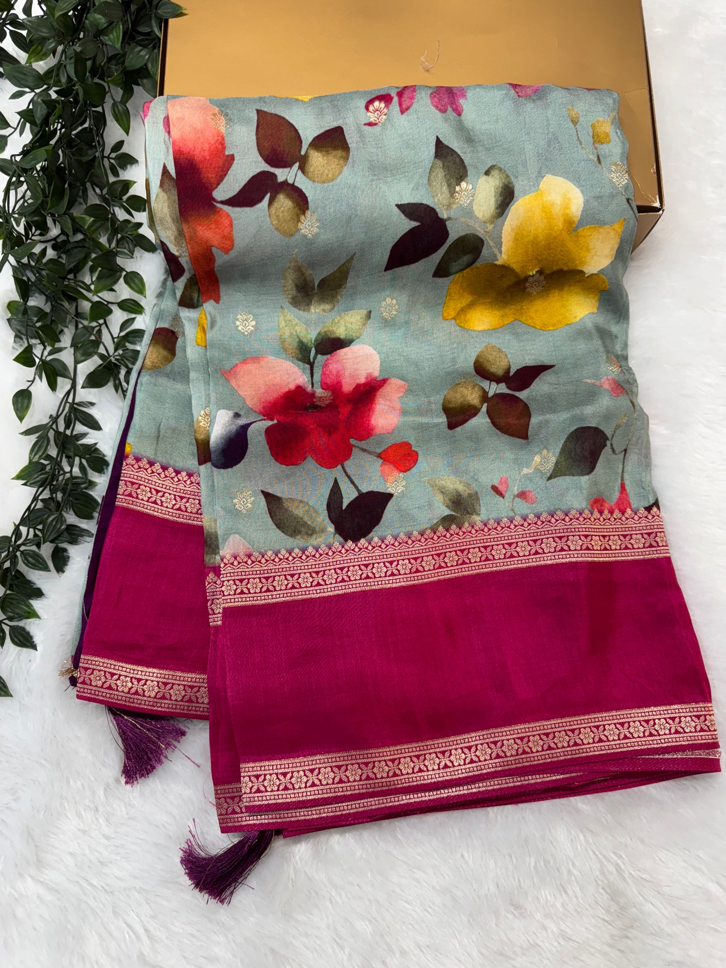 Munga Silk Gap Border Saree