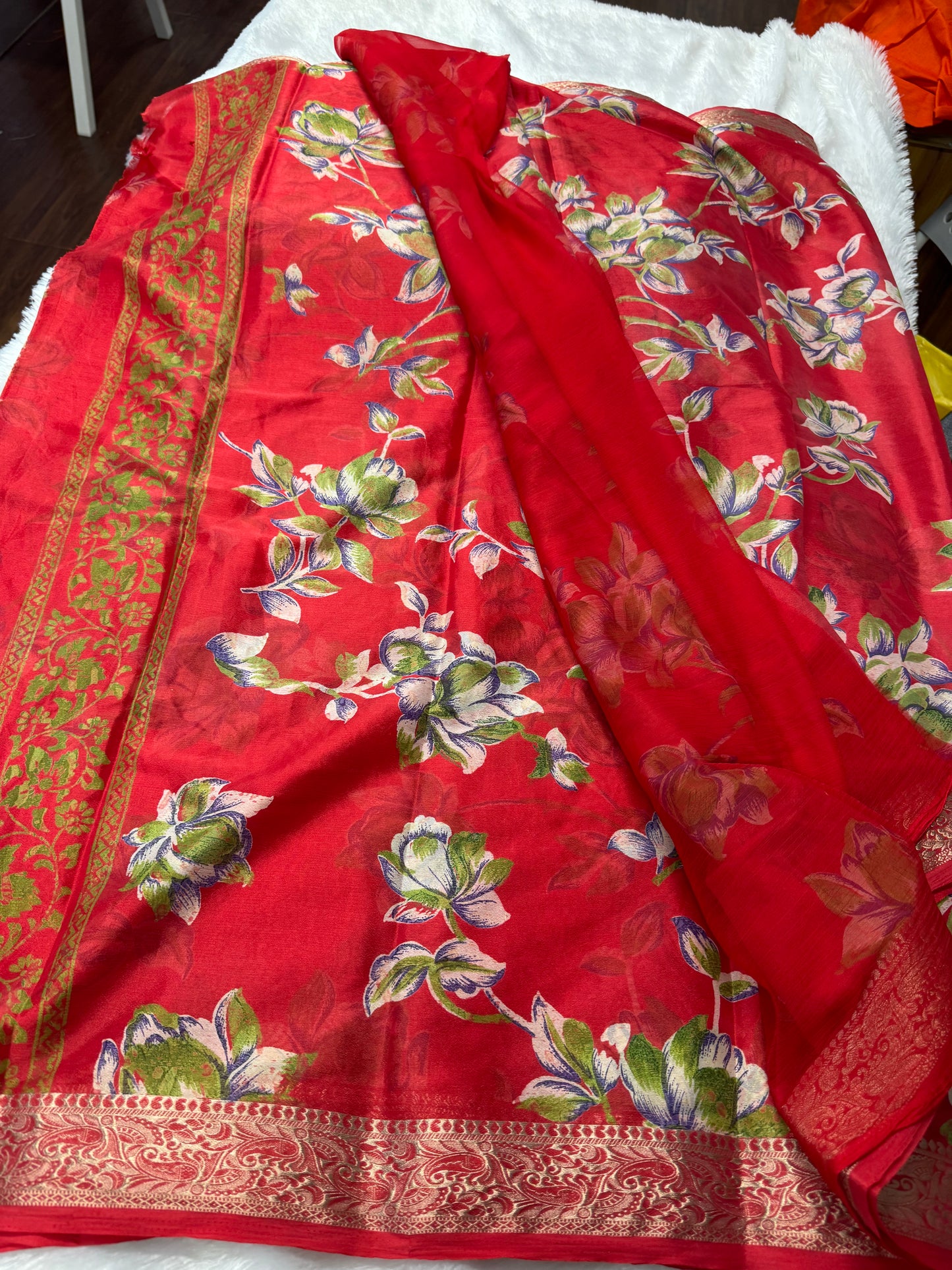 Soft chinnon Digital print saree-SR1255A