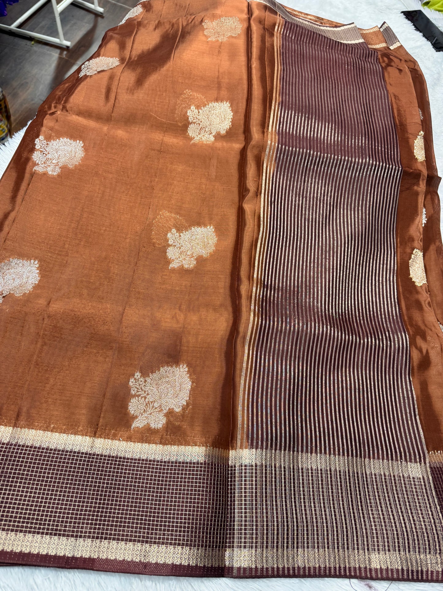 HO silk vintage checks border saree-SR1275F