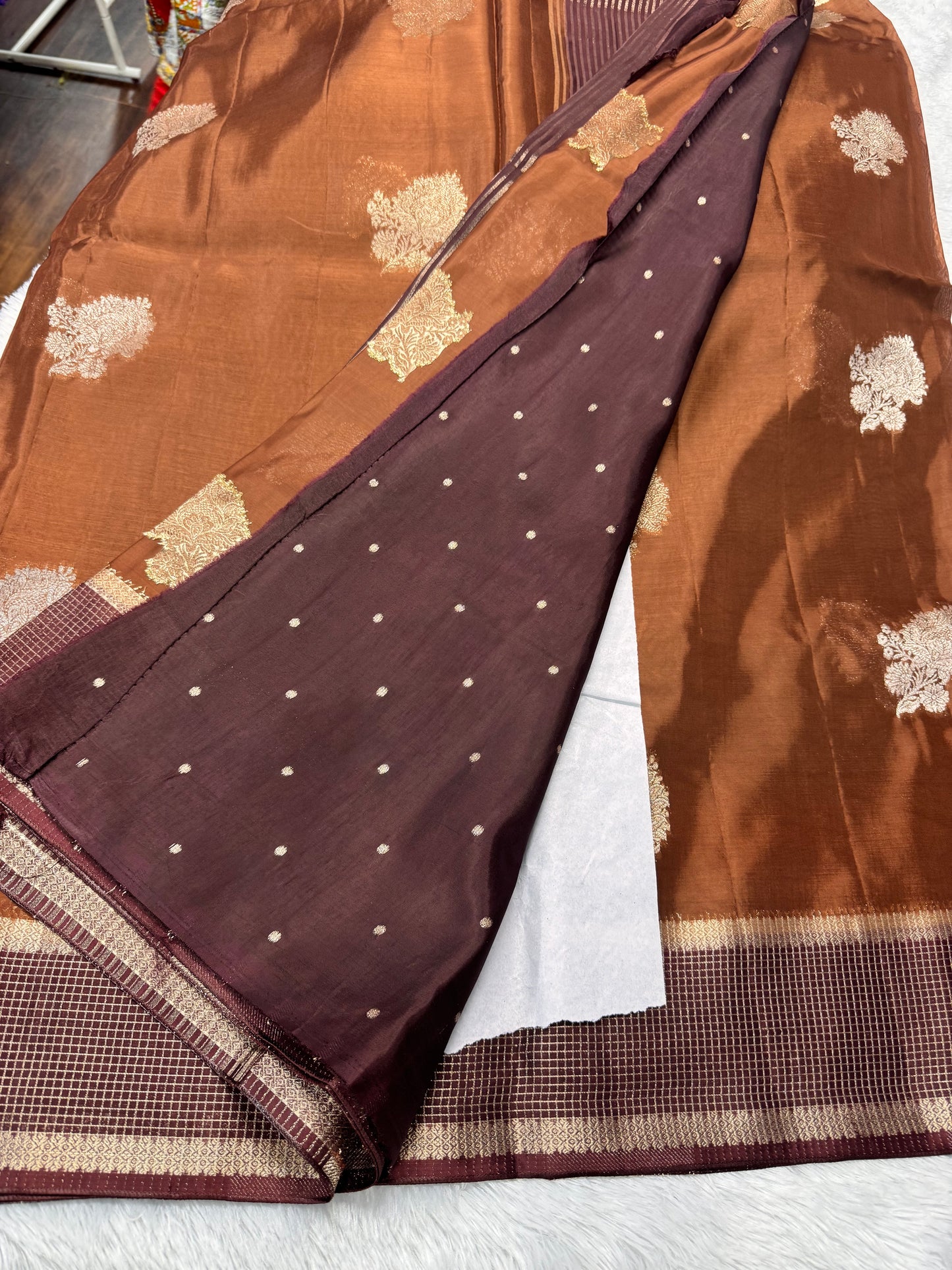 HO silk vintage checks border saree-SR1275F