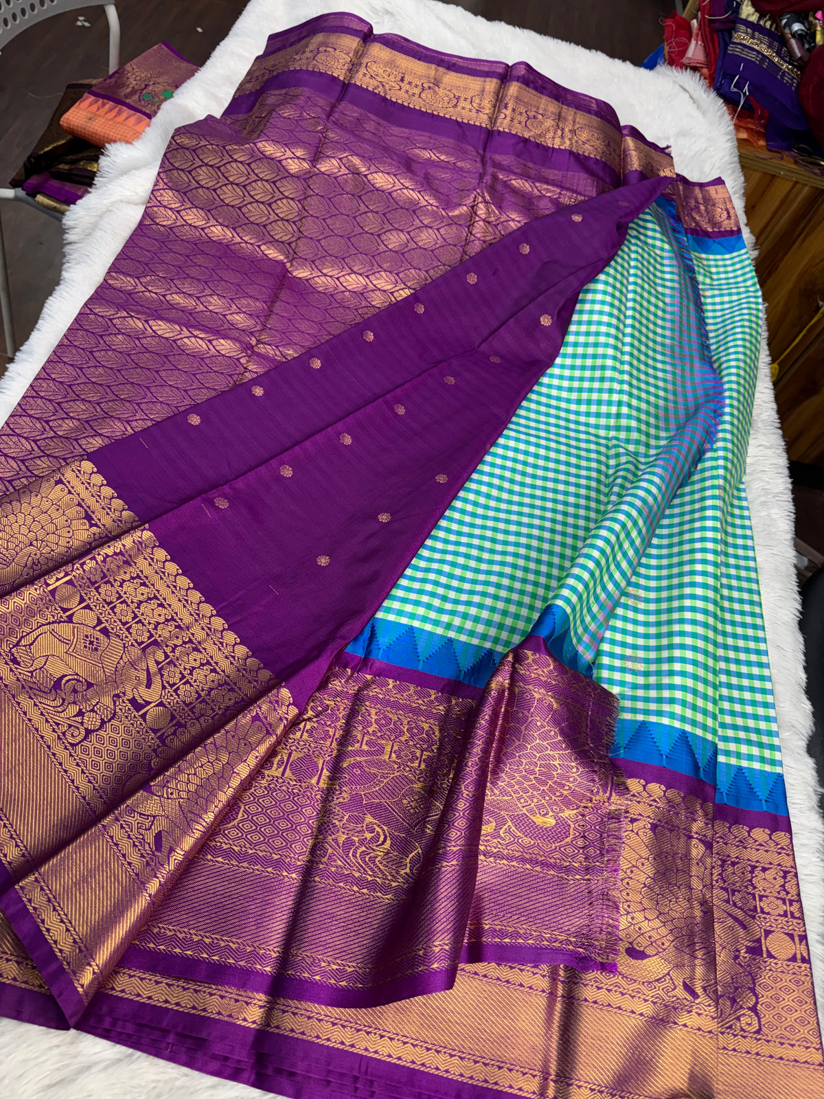 Soft Gadwal madras checks sarees-SR1329E
