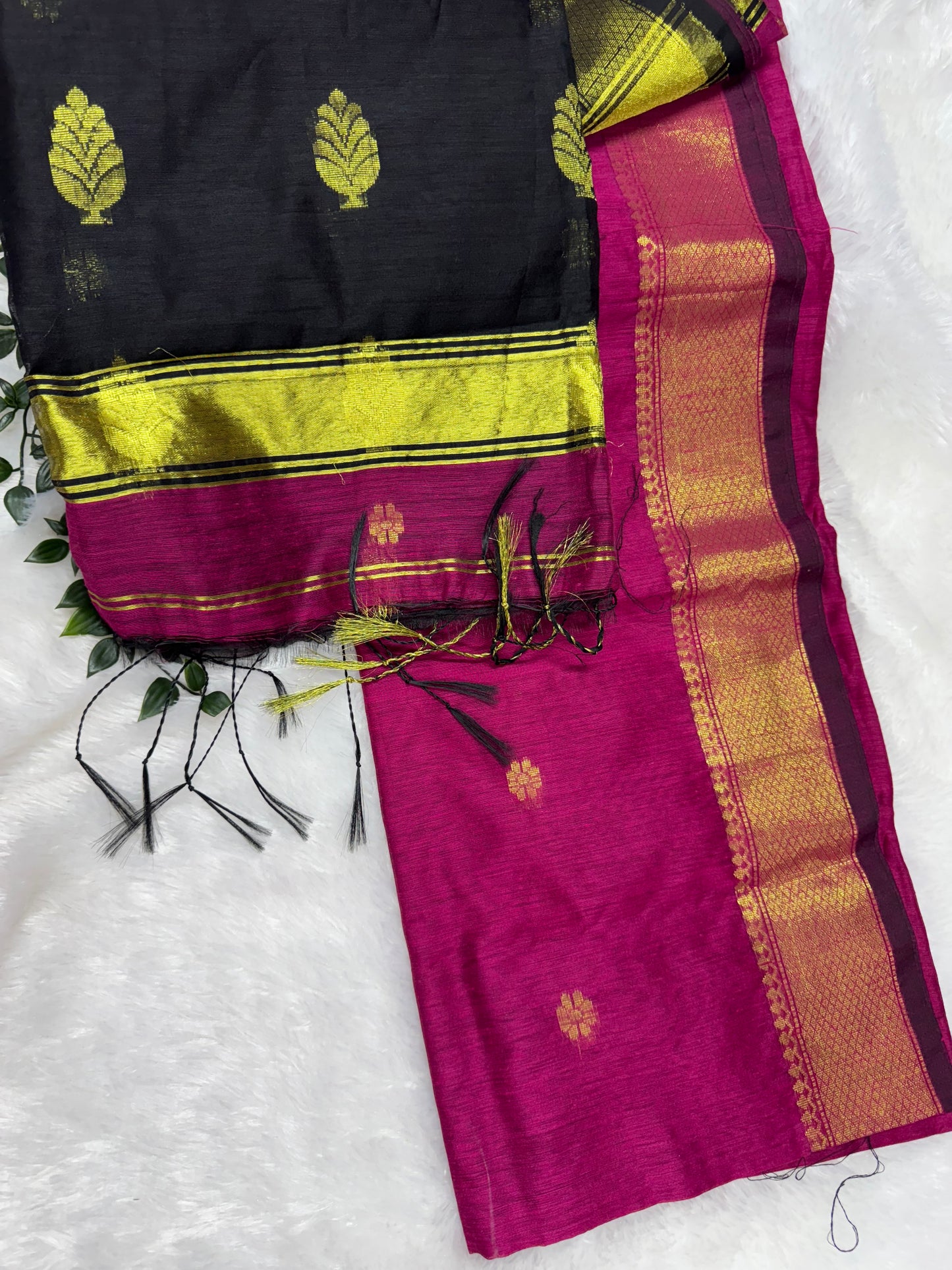 Maheswari silk saree-SR1137D