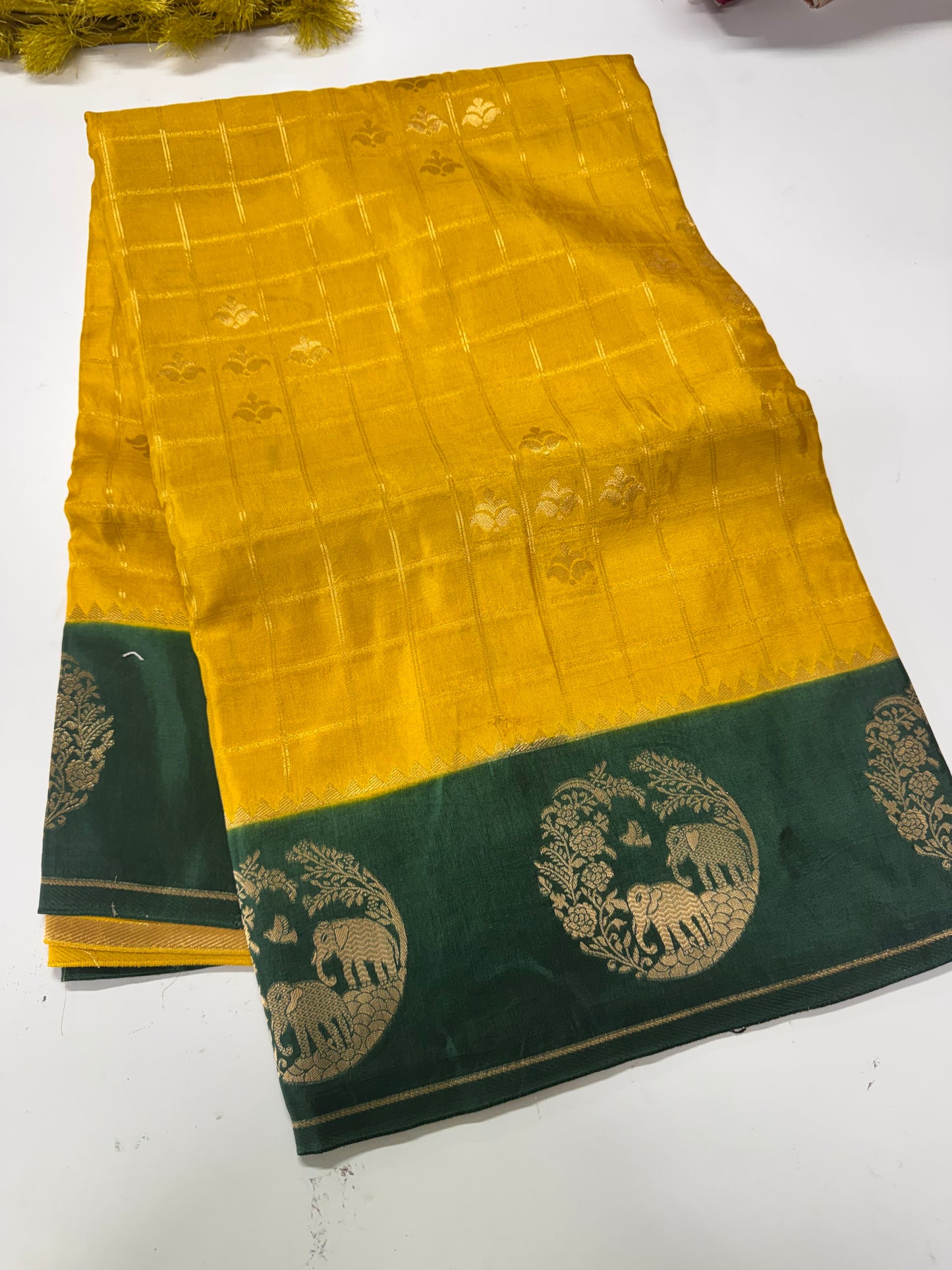 Banarasi Mushru silk saree-SR1286C
