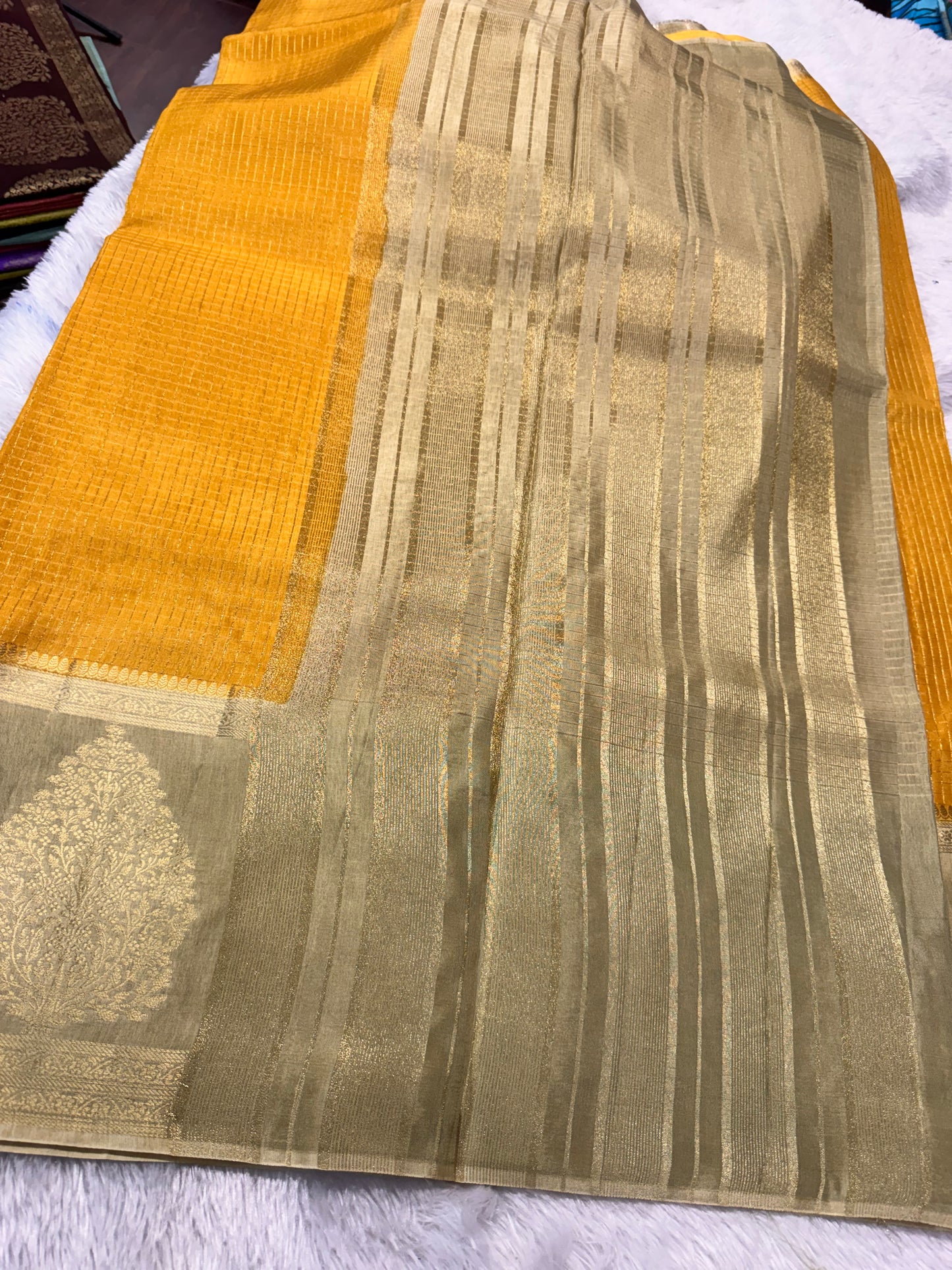 Mango pattu vintage saree-SR1276A