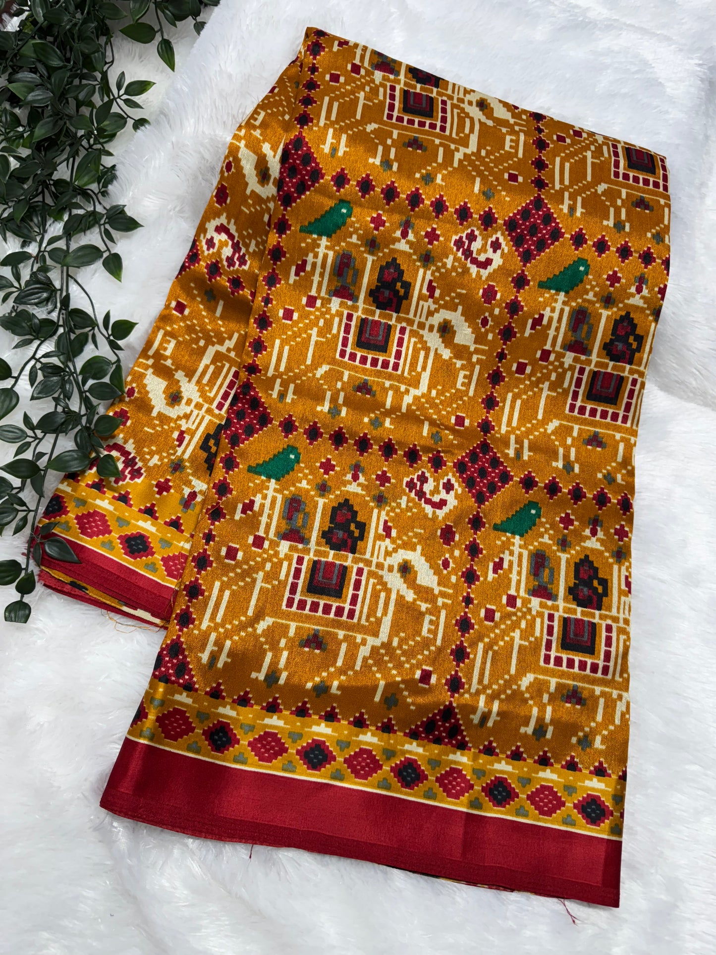 Chinor silk Patola saree-SR1138B