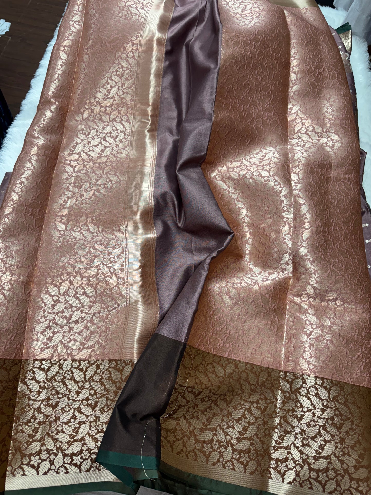 Banarasi pattu-SR1045C