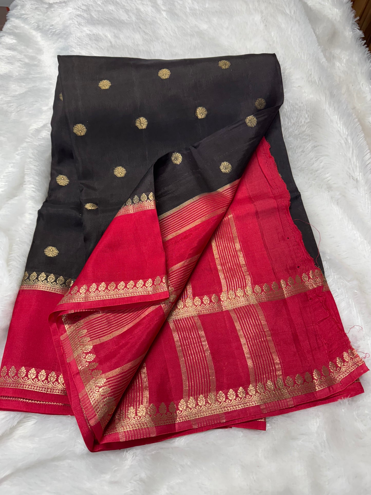 Russian silk vintage saree-SR1176F