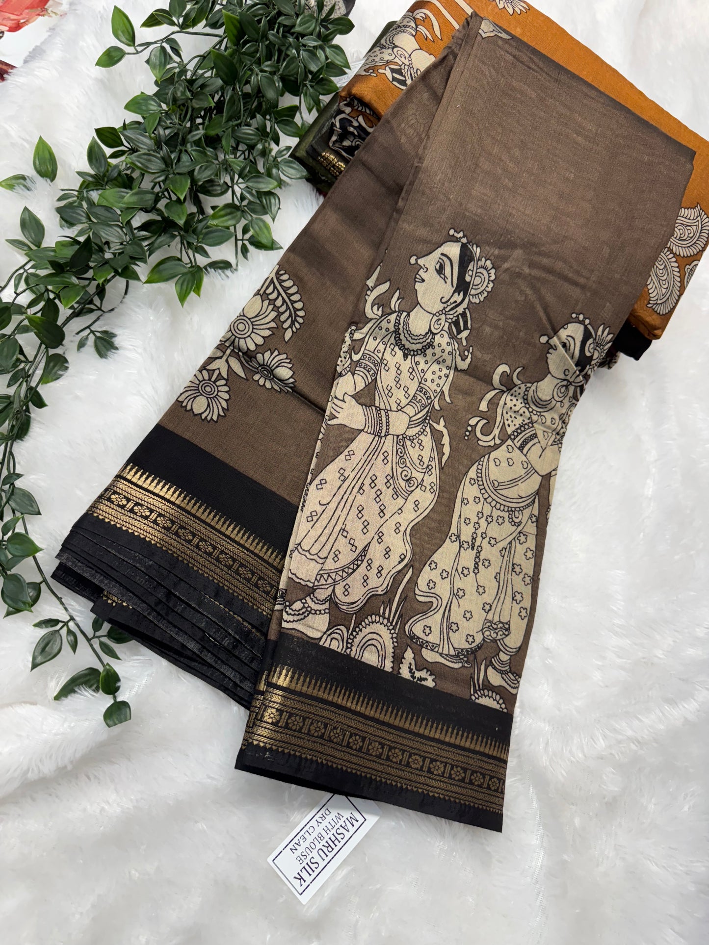 Mushru silk saree-SR1035E