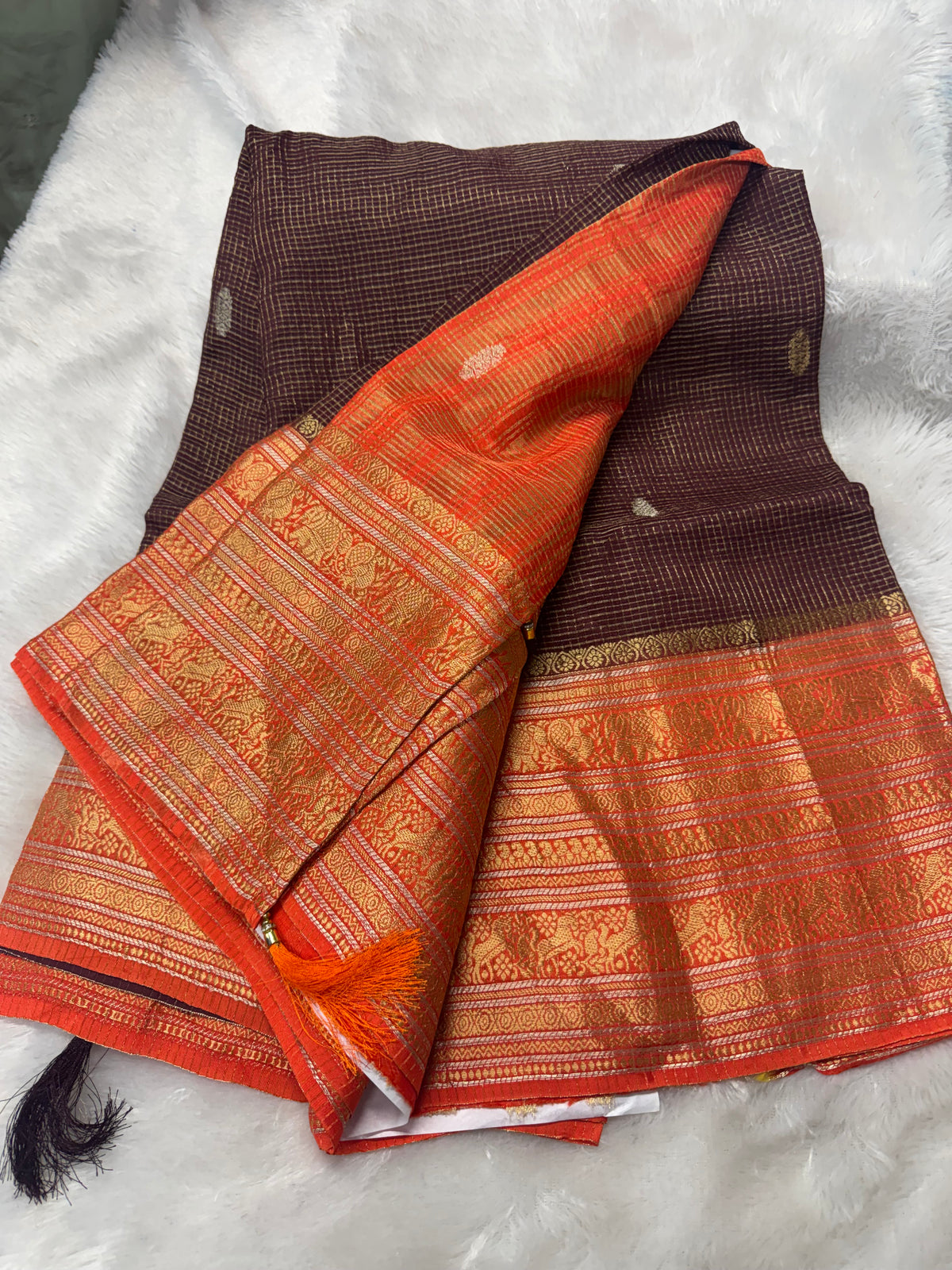 Vintage checks saree-SR1306C