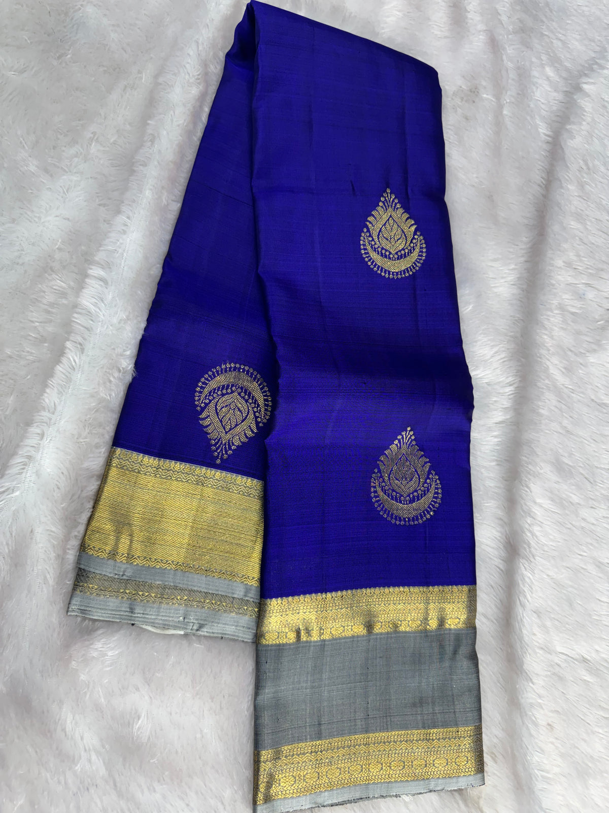 Handloom vintage Kanchipattu saree-SRKP13