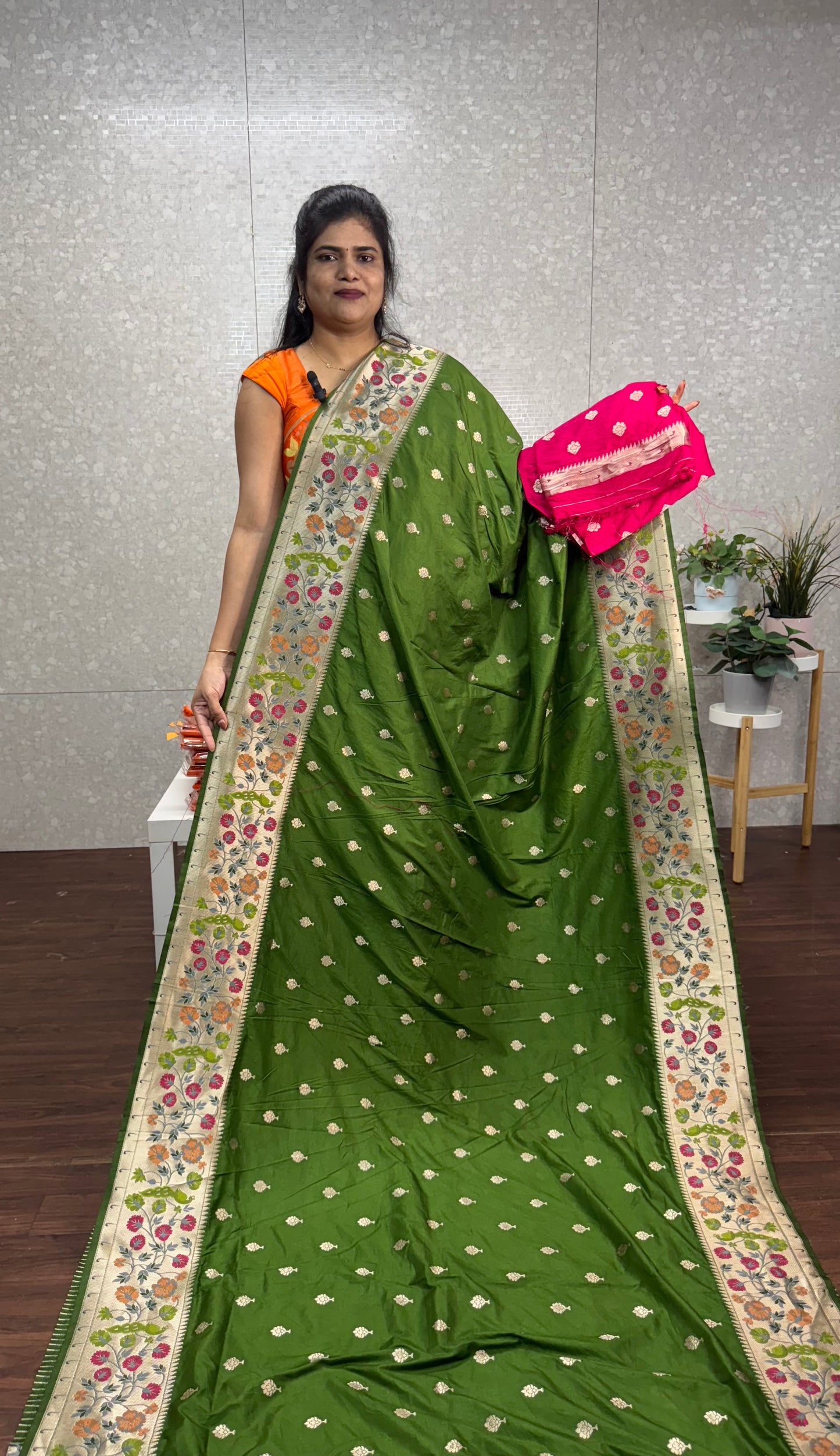 Munga silk Paithani-SR1066C