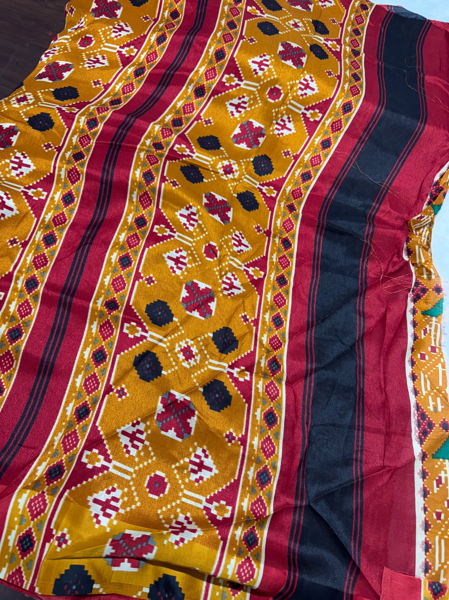 Chinor silk Patola saree-SR1138B