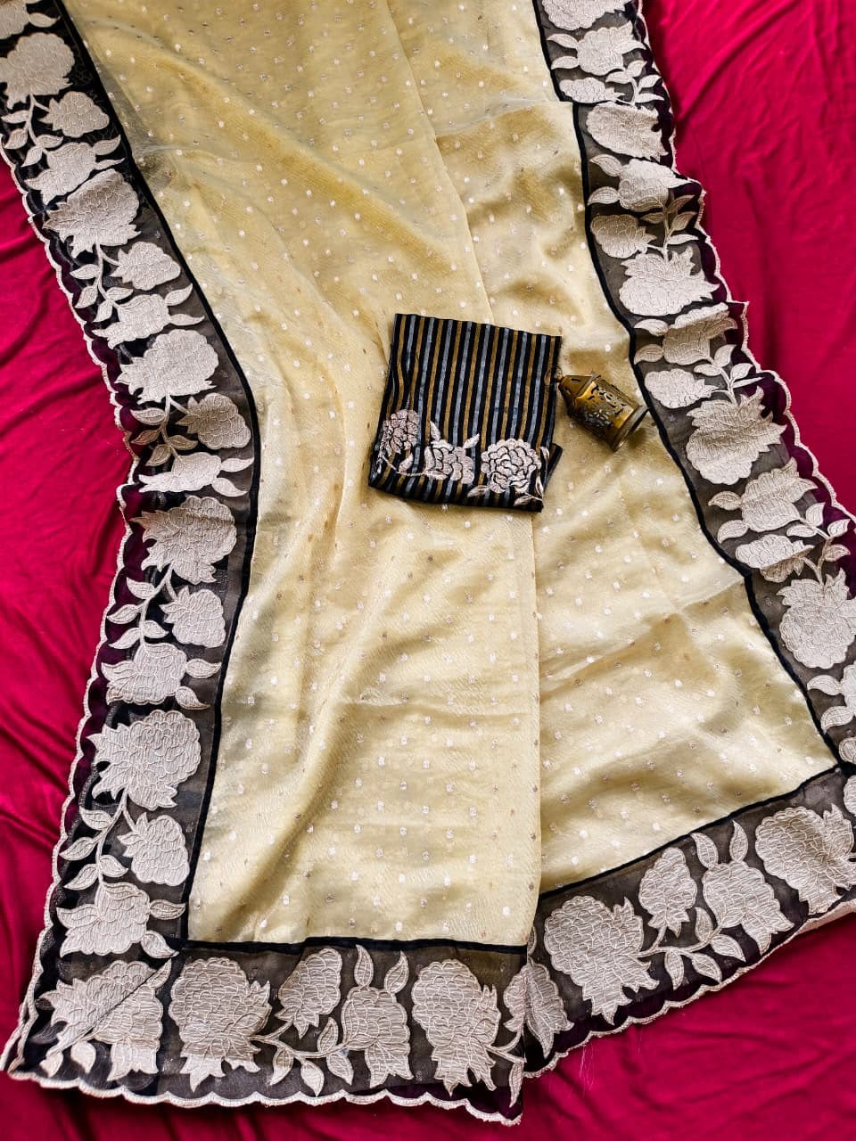 Zari Tissue saree-SR1258