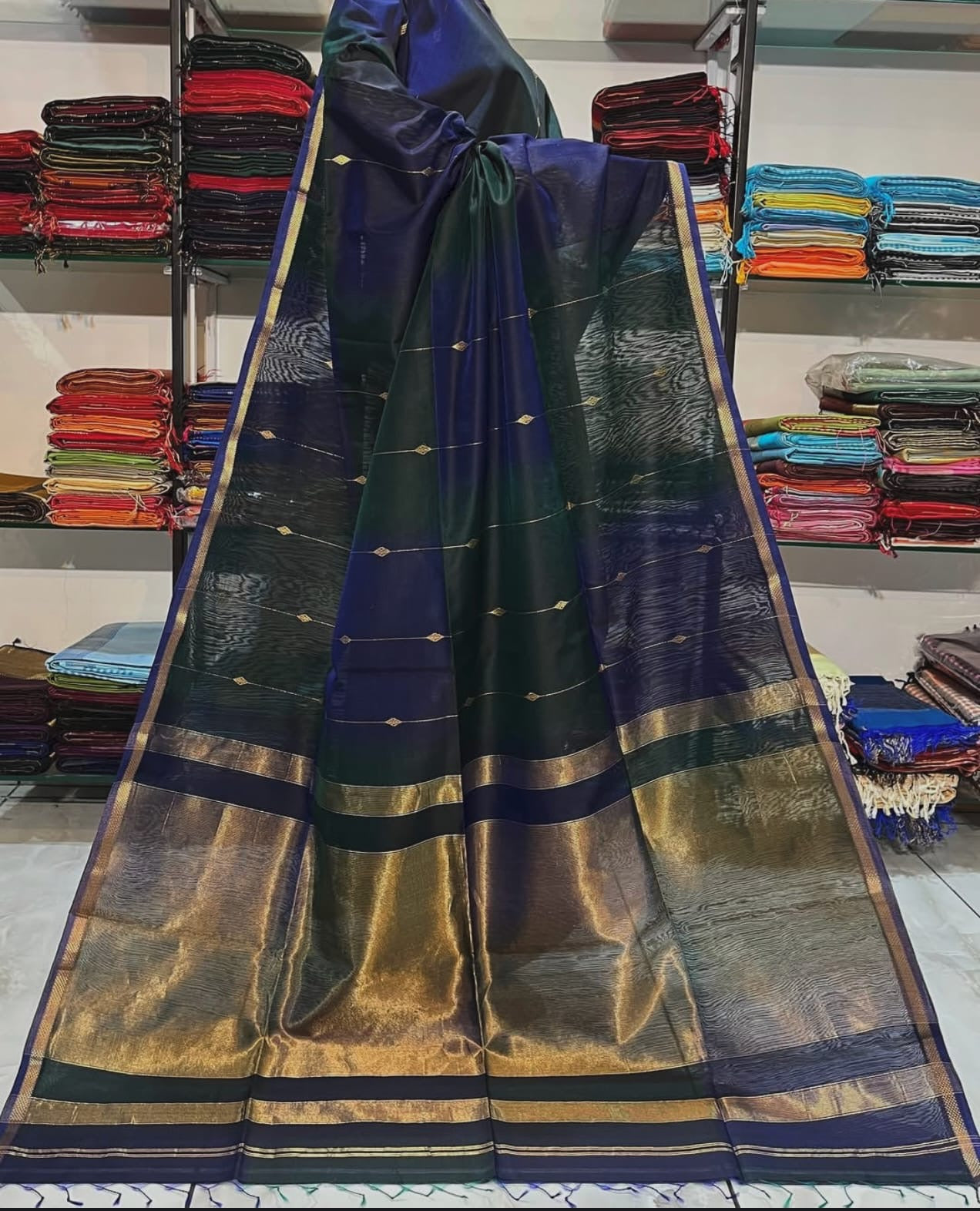 Handloom Maheswari silk sarees-SR1298D