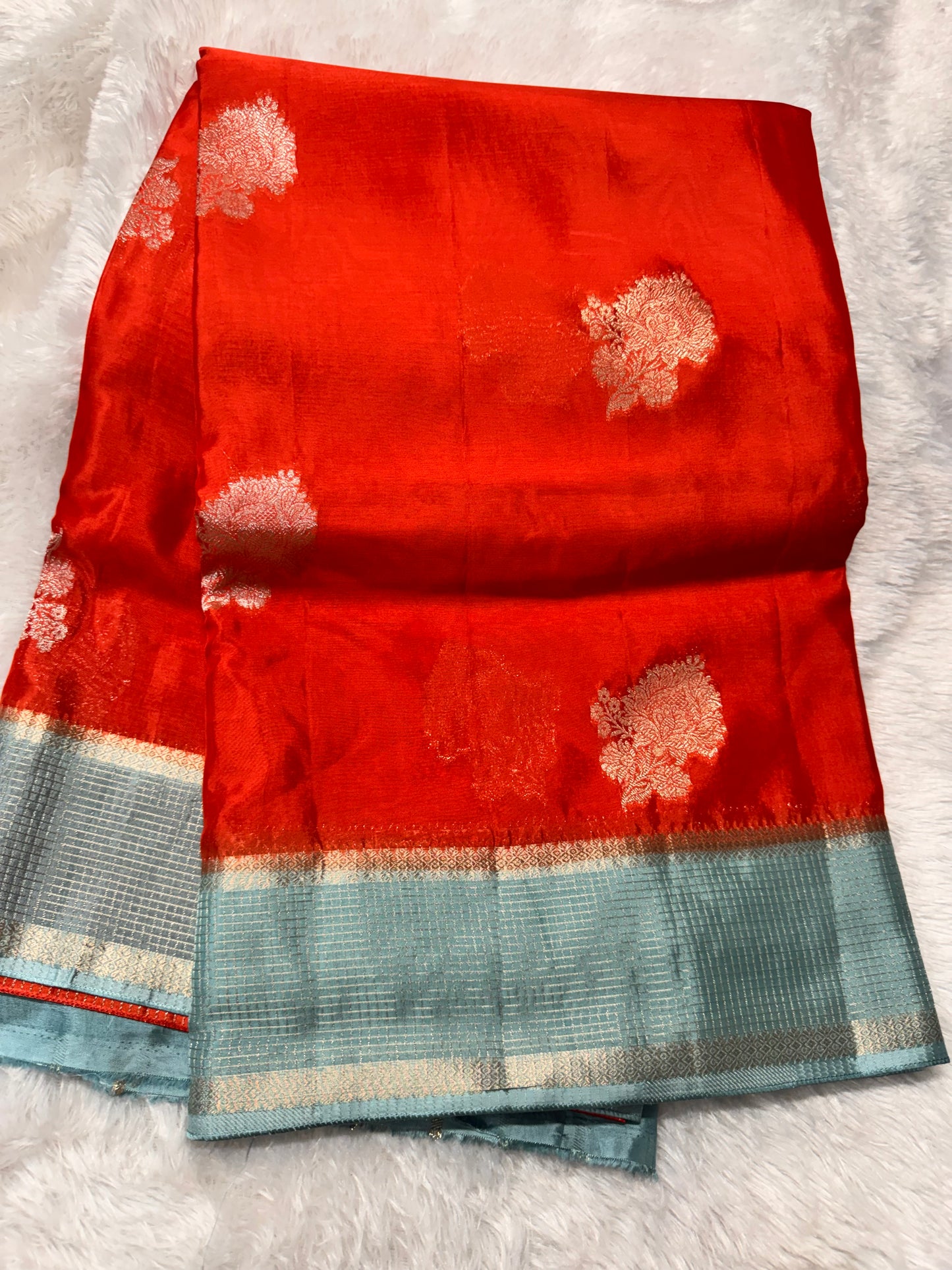 HO silk vintage checks saree-SR1275D