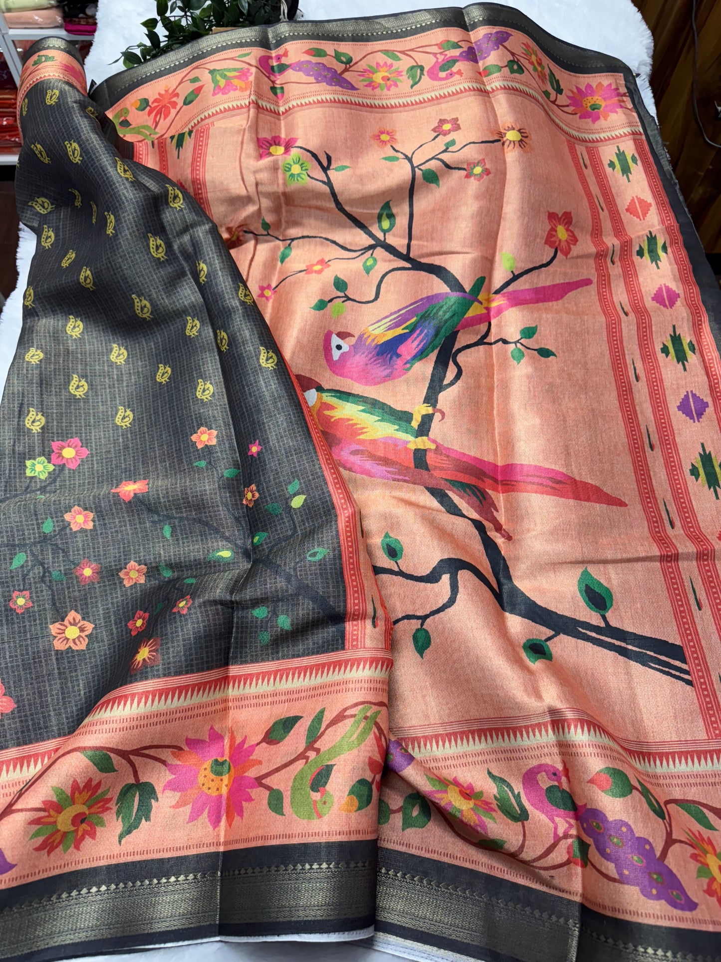 Banarasi Paithani tissue-SRS1017E